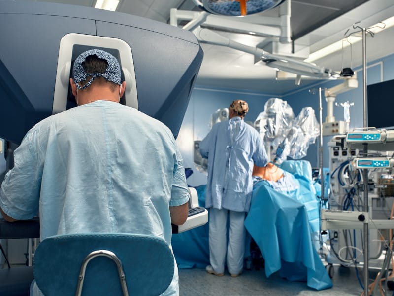Surgery Da Vinci. Minimally invasive robotic surgery with the da Vinci surgical system. medical robot. Robotic Surgery. Robot-assisted medical operation. Medical operation involving robot