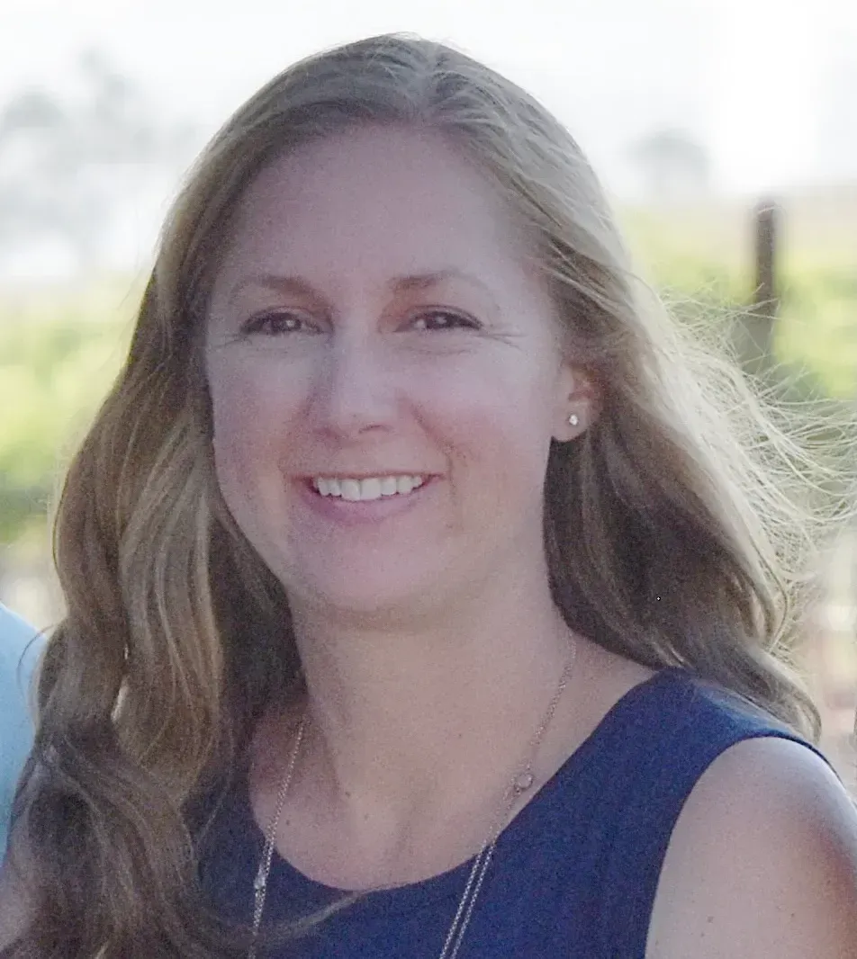 Marisa Barber PAC, Lotus Endometriosis Institute Team Member